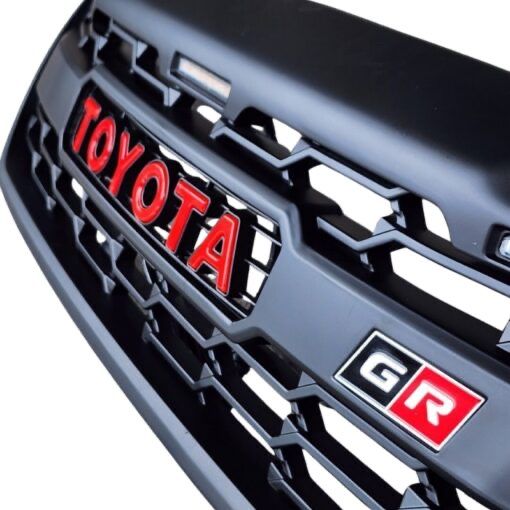 GRELHA TOYOTA HILUX LOOK GR