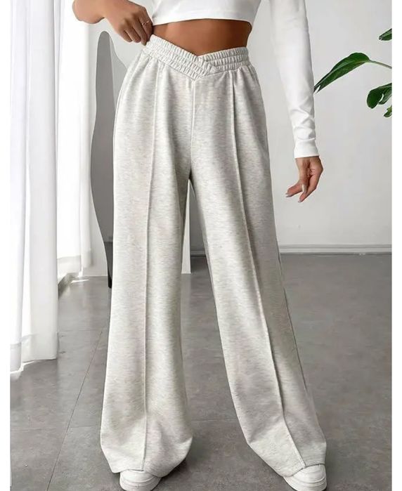 Спортивні штани зі стрілкою та акцентом на талії