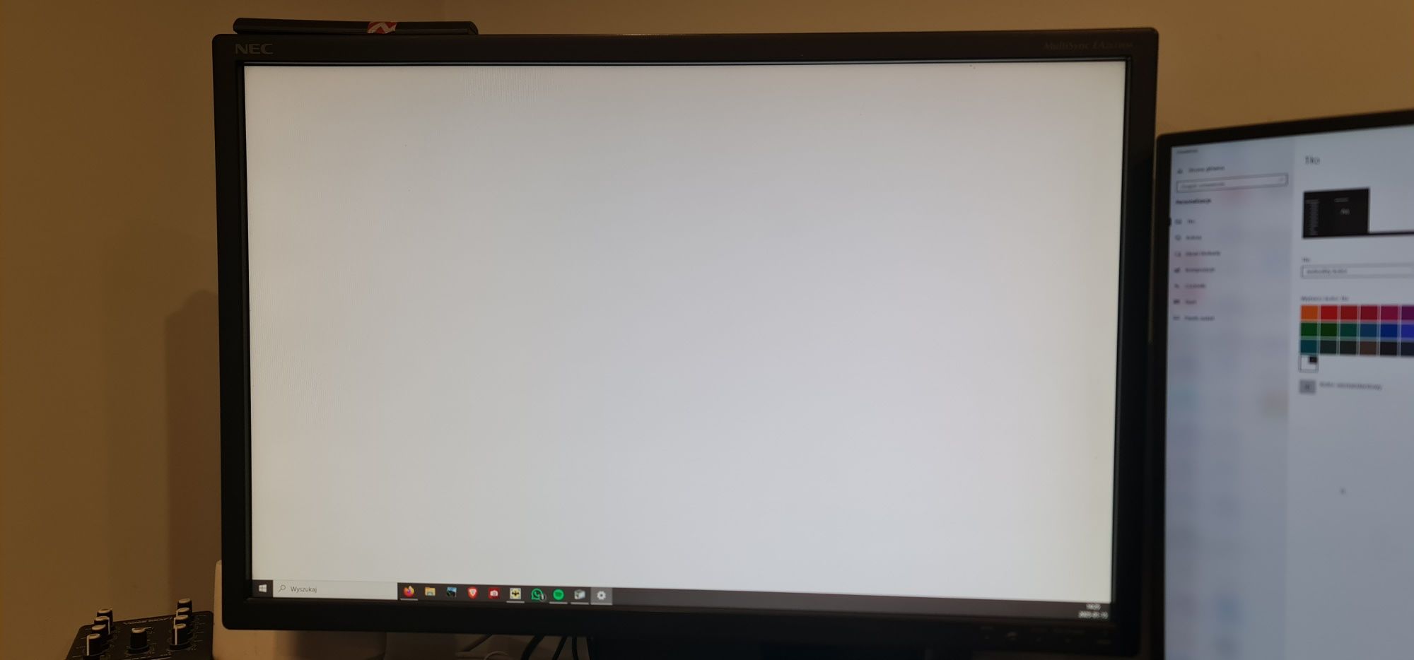 Monitor LCD NEC EA261WM MultiSync 26'' 1920x1200 DVI VGA CZARNY