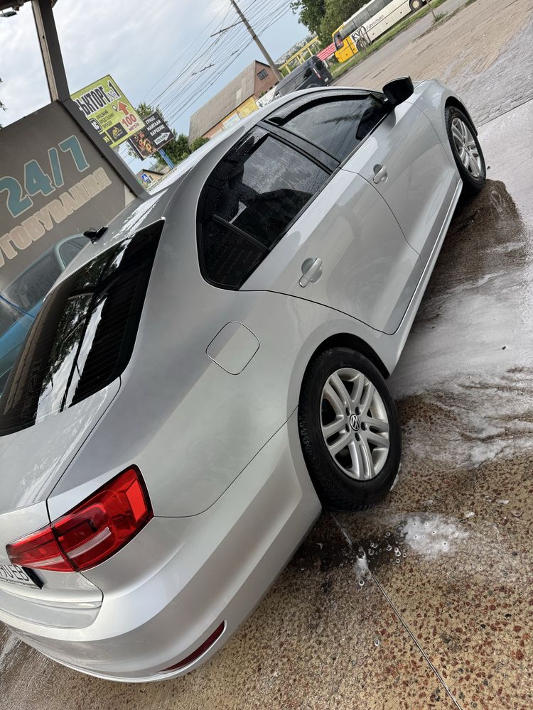 Volkswagen Jetta 6