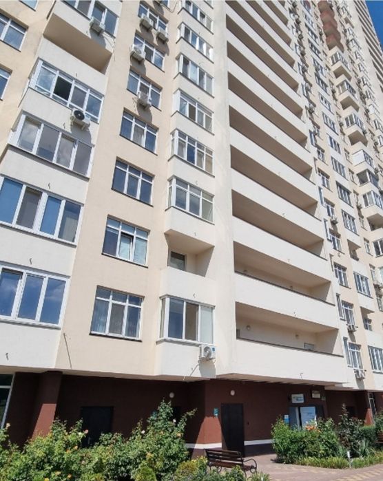 Продаж 1 км кварт ЖК Караваєві Дачі вул Польова 73 метро Шулявська КПІ