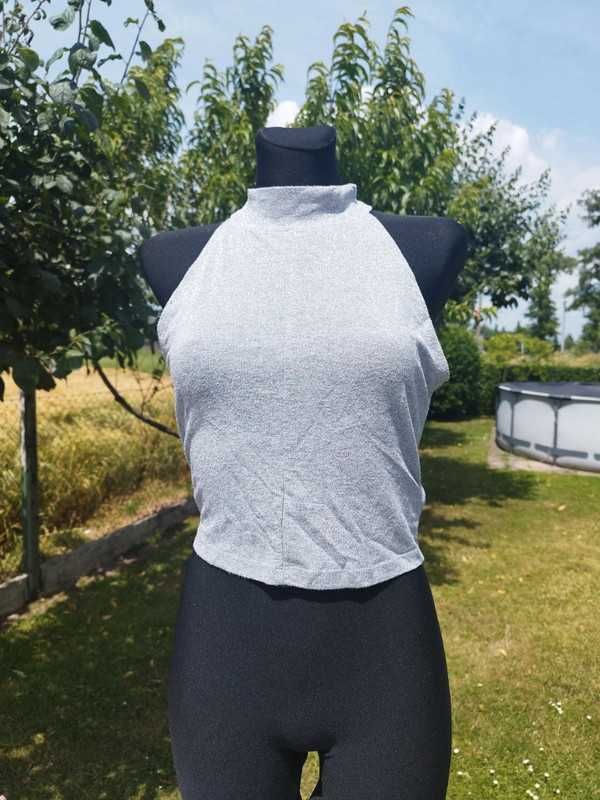 Szaro srebrny top GinaTricot L