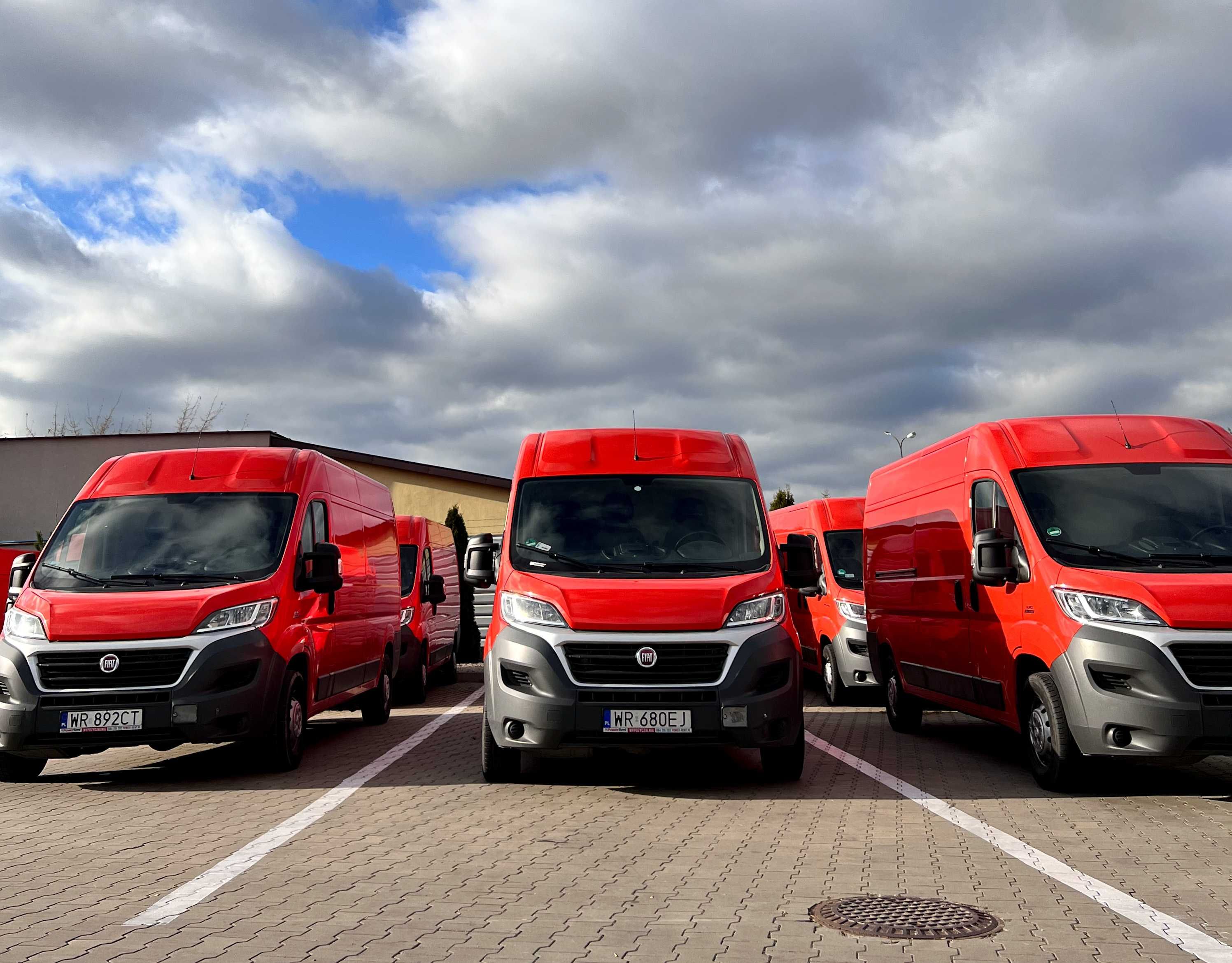 Wynajem Aut Dostawczych RADOM, wypożyczalnia busów, lawet, najazdów