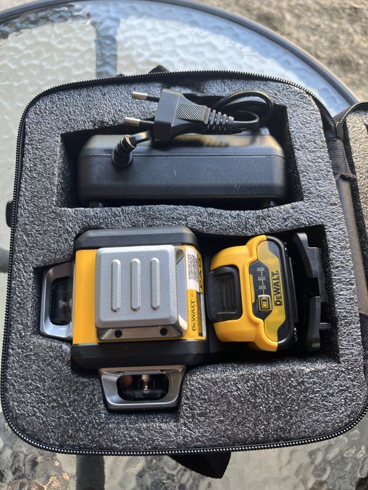 Laser budowlany  krzyzowy  dewalt zamiennik
