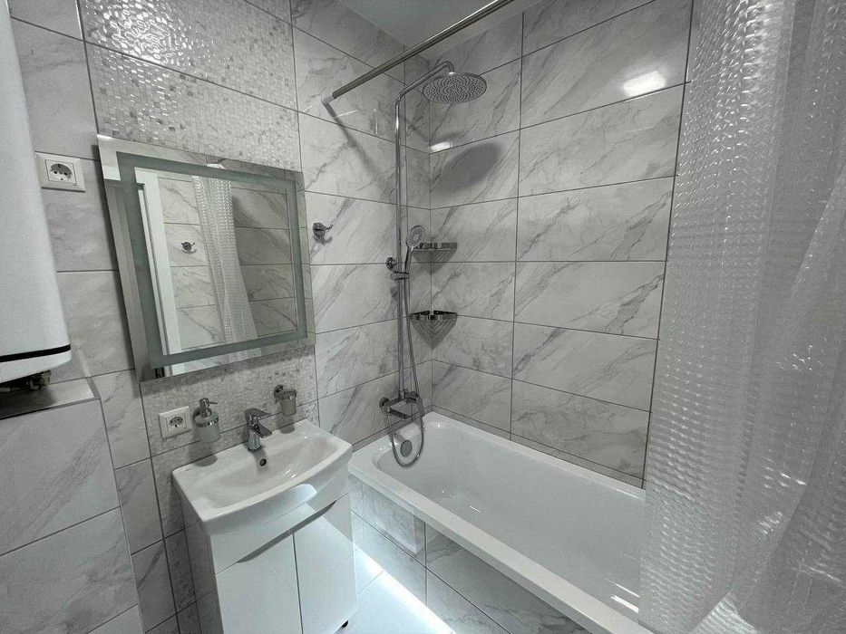 Продам 1-кімнатну квартиру в новобудові