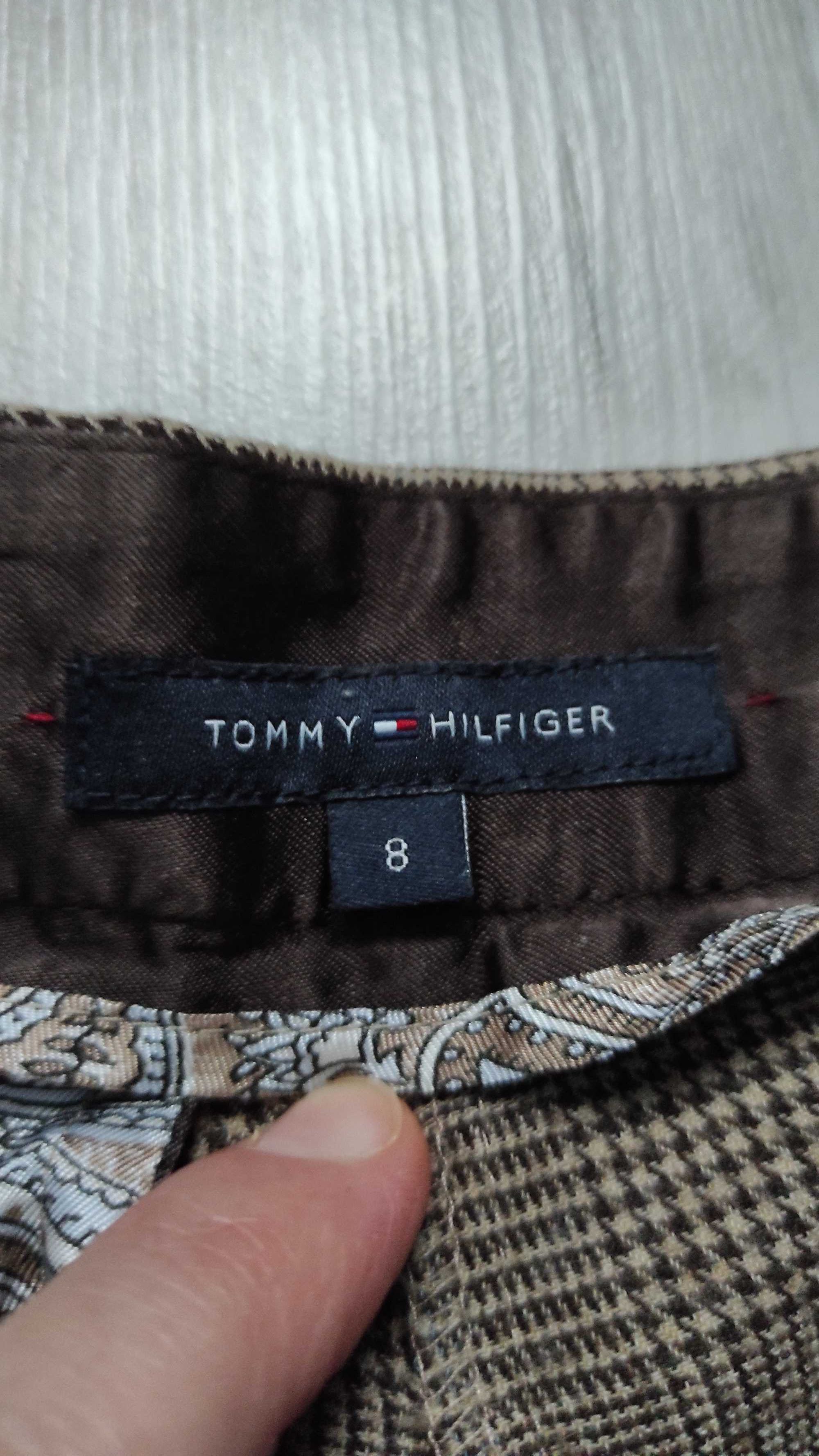 Spodnie 3/4 firmy Tommy Hilfiger rozmiar S