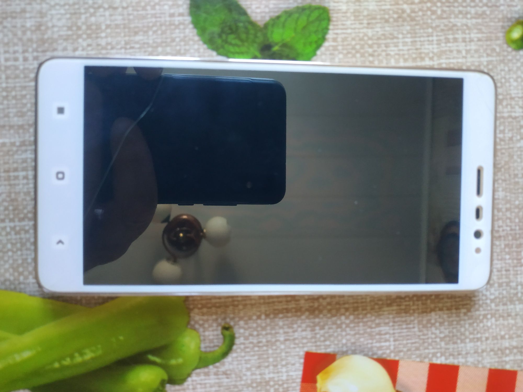 Xiaomi Redmi Note 3 память 3/32 GB 5,5 ЭКРАН 2 SIM