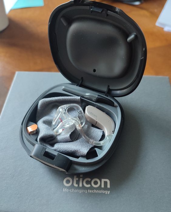 Aparat słuchowy Oticon JET 2 BTE C090 prawy