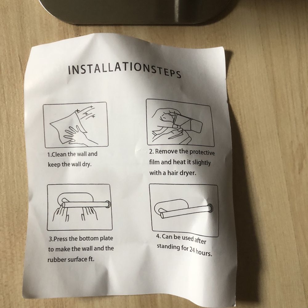 Nowy uchwyt na papier toaletowy bez dziur na przylepiec