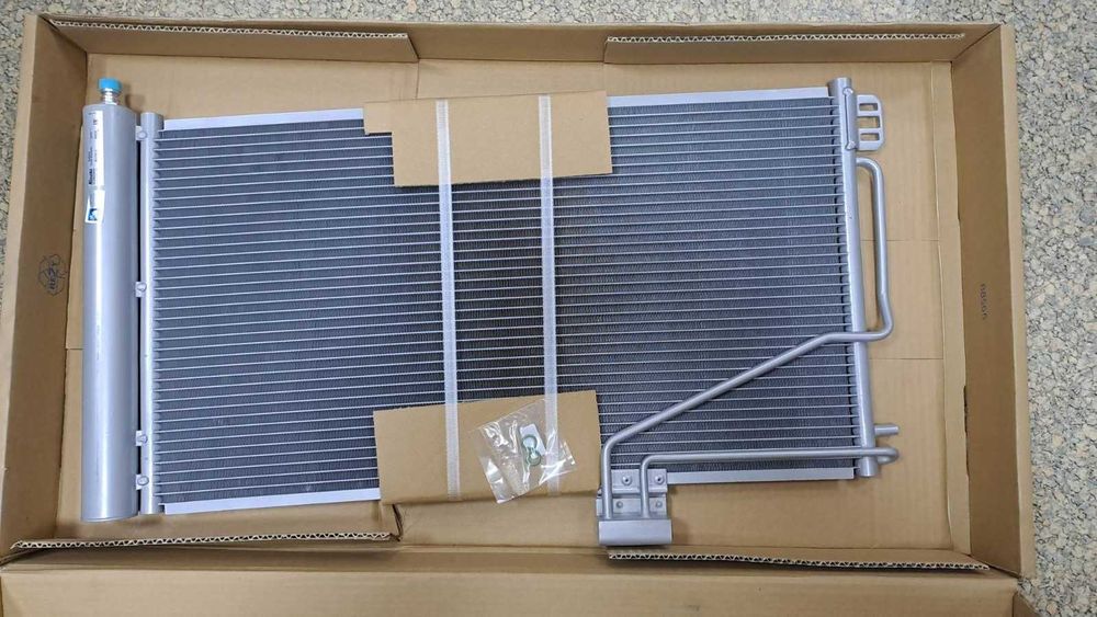 Радіатор кондиціонера Nissens 94544 до Mersedes-Benz С200 (W203.045)