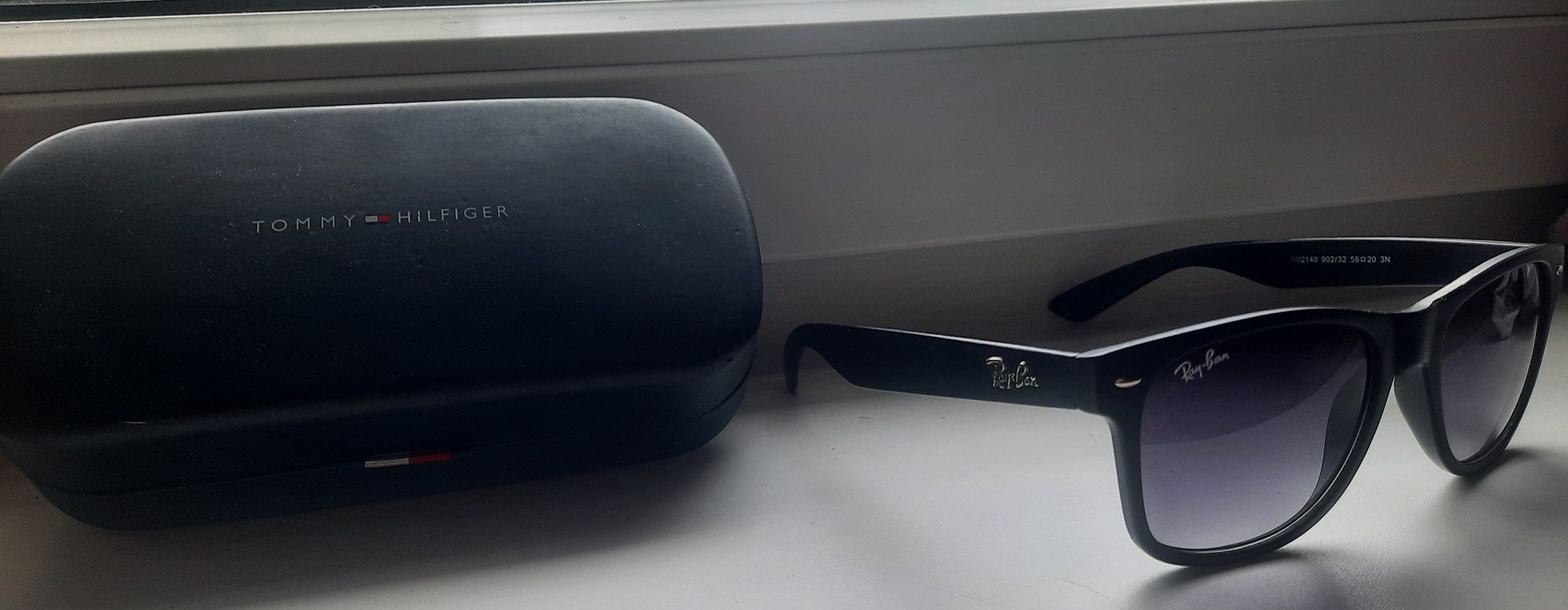 Ray ban WAYFARER rb2140+etui Tommy hilfiger