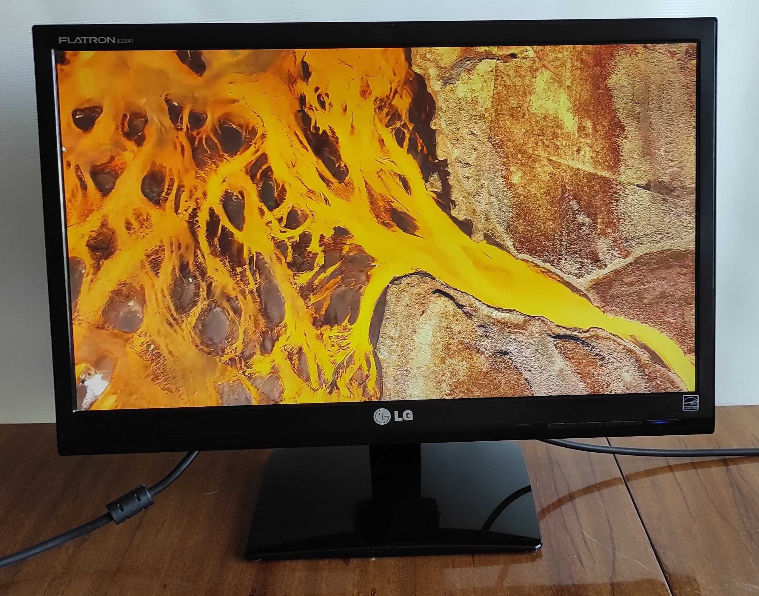 Монітор LG FLATRON E2241T-BN