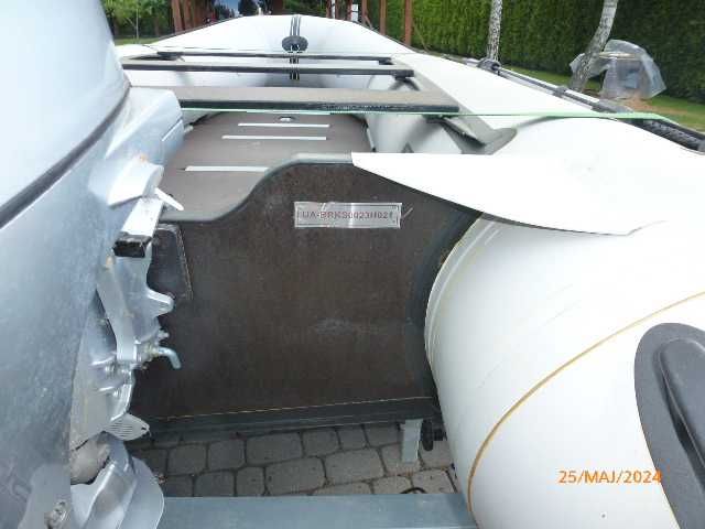 Ponton Bt420s , silnik Honda 20 KM ,przyczepa podłodziowa