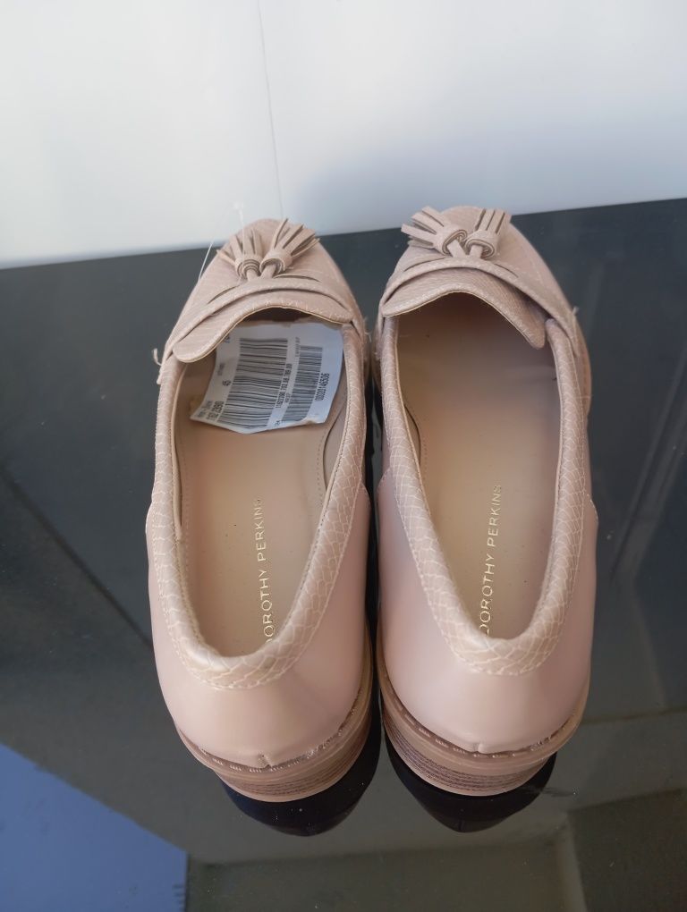 R. 38 Nowe Damskie buty Dorothy Perkins Loafers Bluch Litry beżowe cie