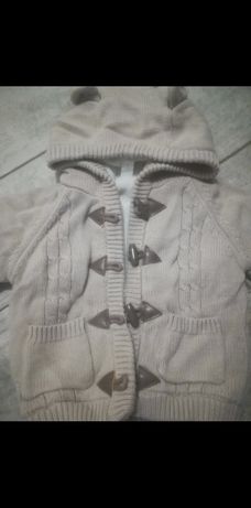 Ciepły sweter firmy Smyk rozmiar 74