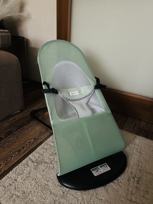 Новий шезлонг дитячий гойдалка