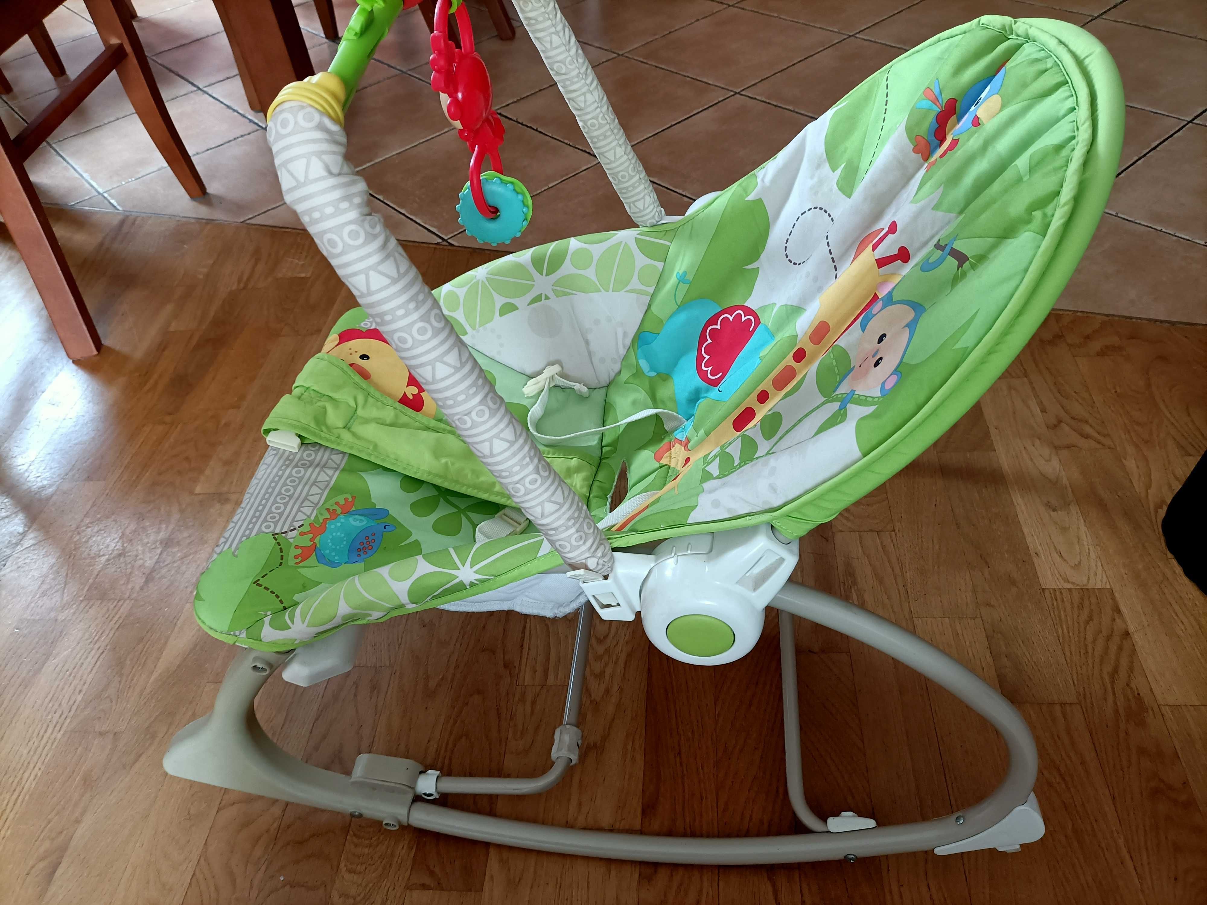 Fisher-Price Fotelik bujaczek Las Tropikalny 80 cm CBF52