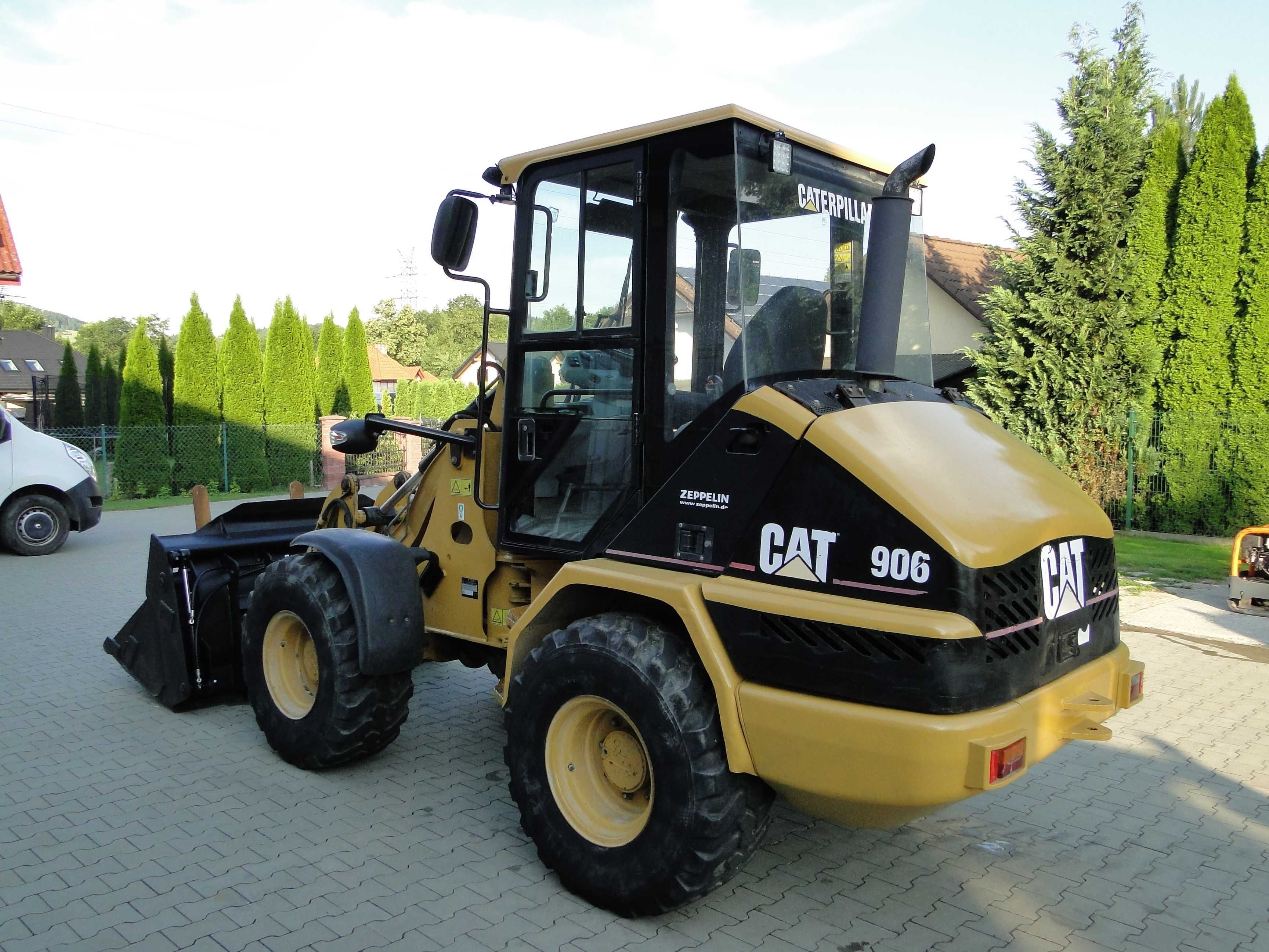 Ładowarka CAT 906 Caterpillar łyżka otwierana widły Ładna Sprowadzona