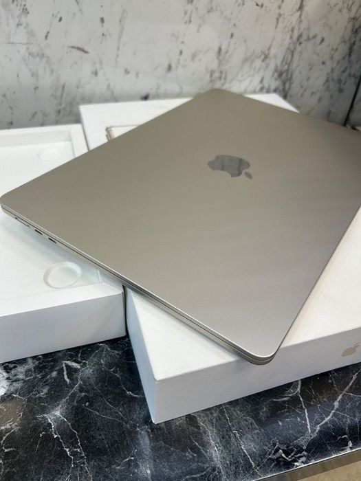 MacBook AIR M2 13.6" A2681 aku 100%