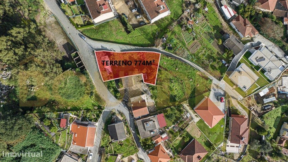 Terreno, Nossa Senhora do Amparo