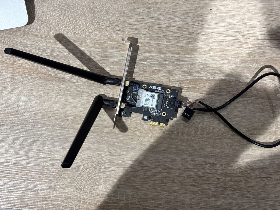 Wi-Fi модуль Asus  PCE ax1800 для ПК