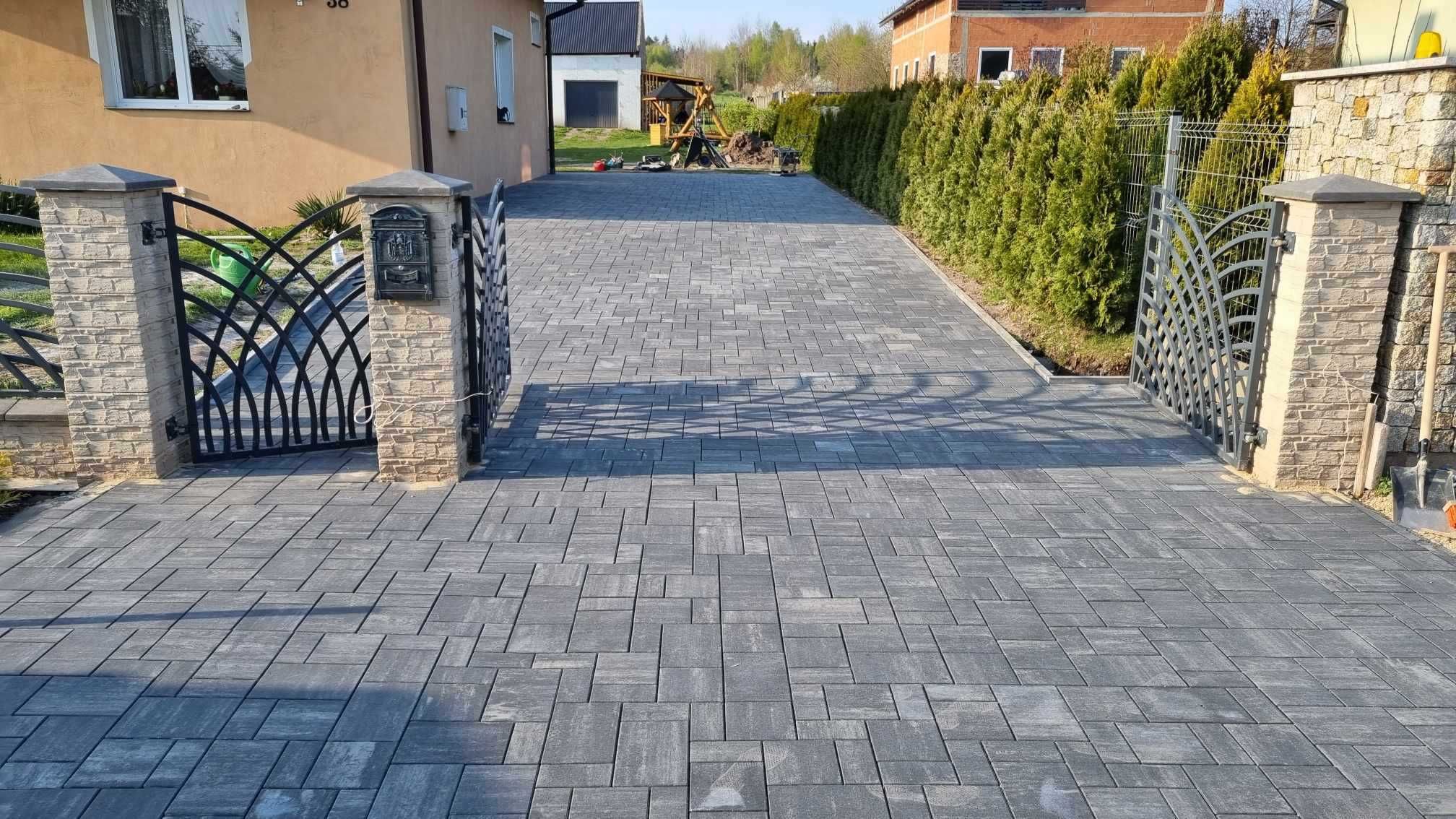 Kompleksowe ukladanie kostki brukowej .