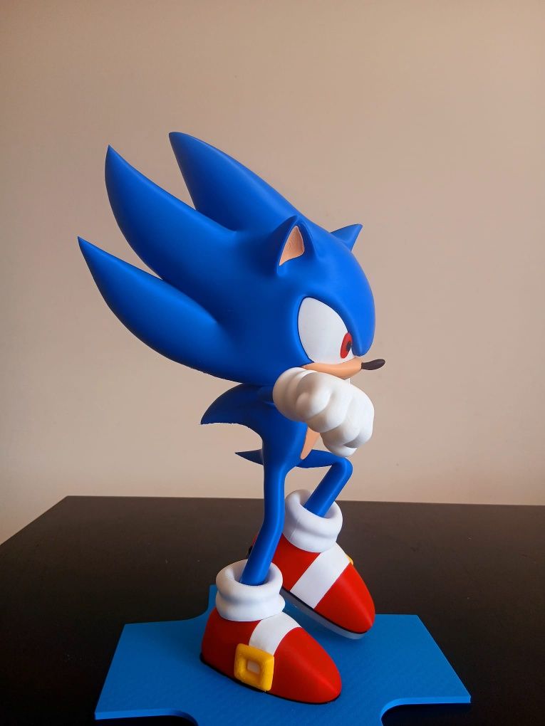 Estátua do Sonic Clássico em Impressão 3D – 35 cm de Altura