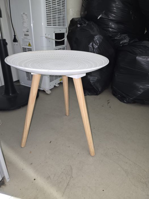 Mesinha de Apoio (par — vendem-se juntas)