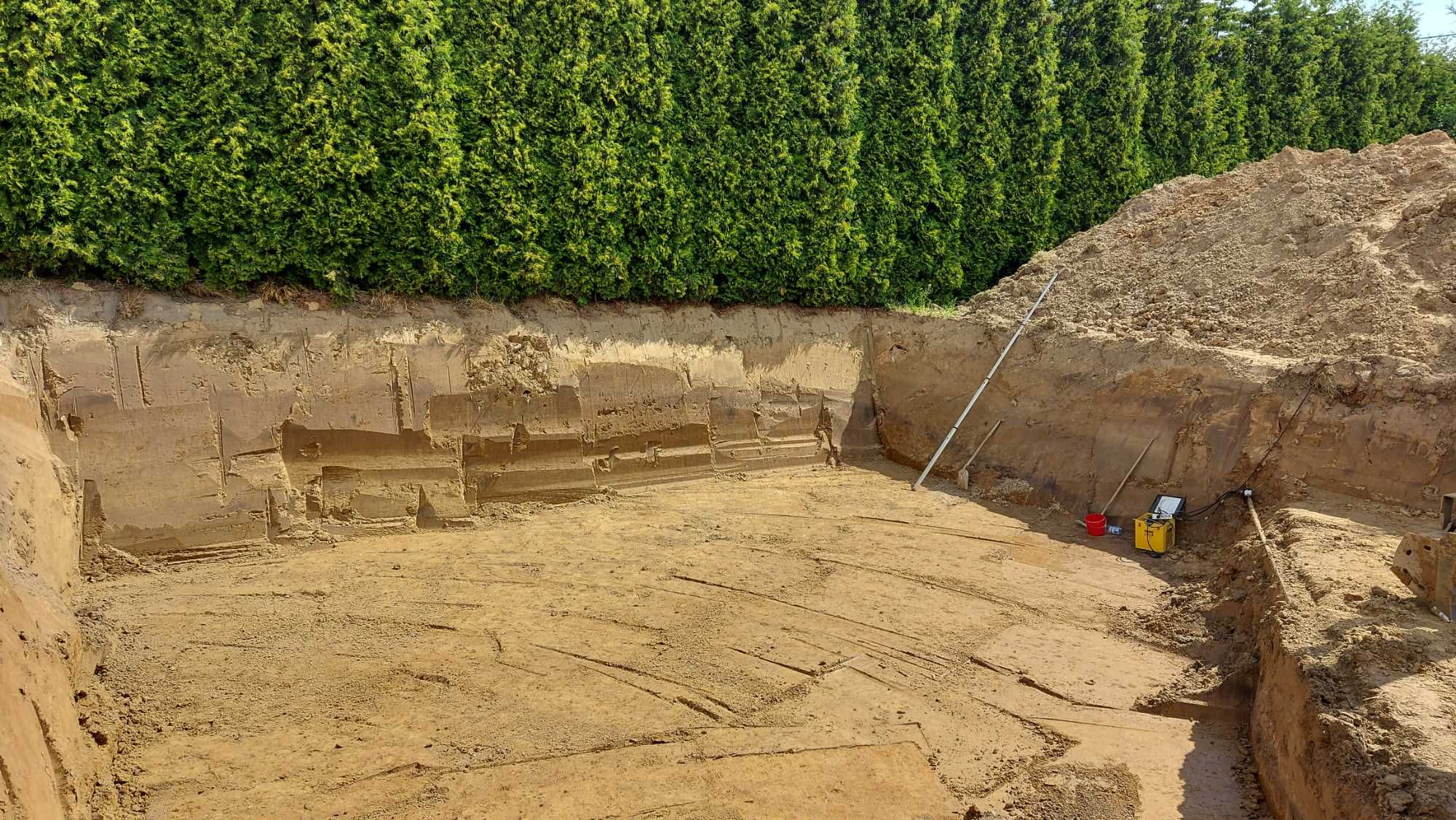 Usługi koparką 8-9-10ton, prace ziemnie, utwardzanie podjazdów, wykopy