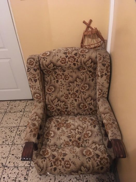 Sprzedam ładny fotel na kółkach