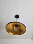 Lampa wiszaca czarno zlota