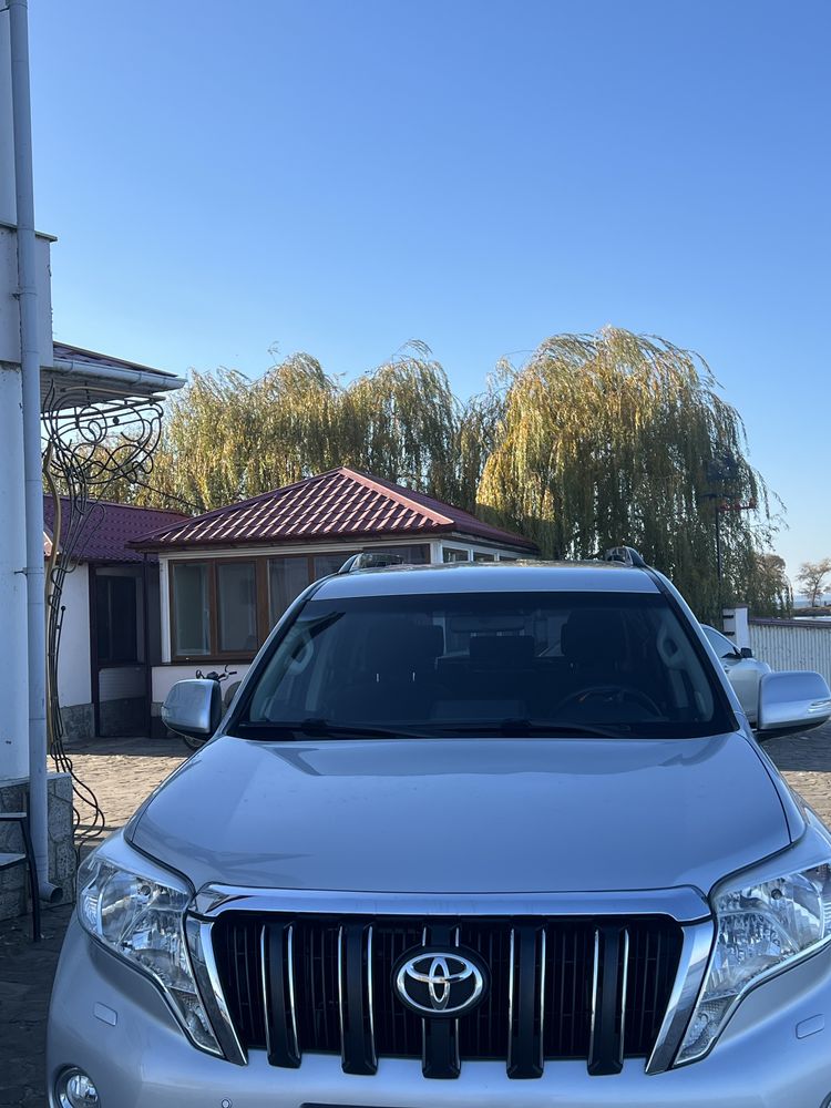 Продам фары прадо 150