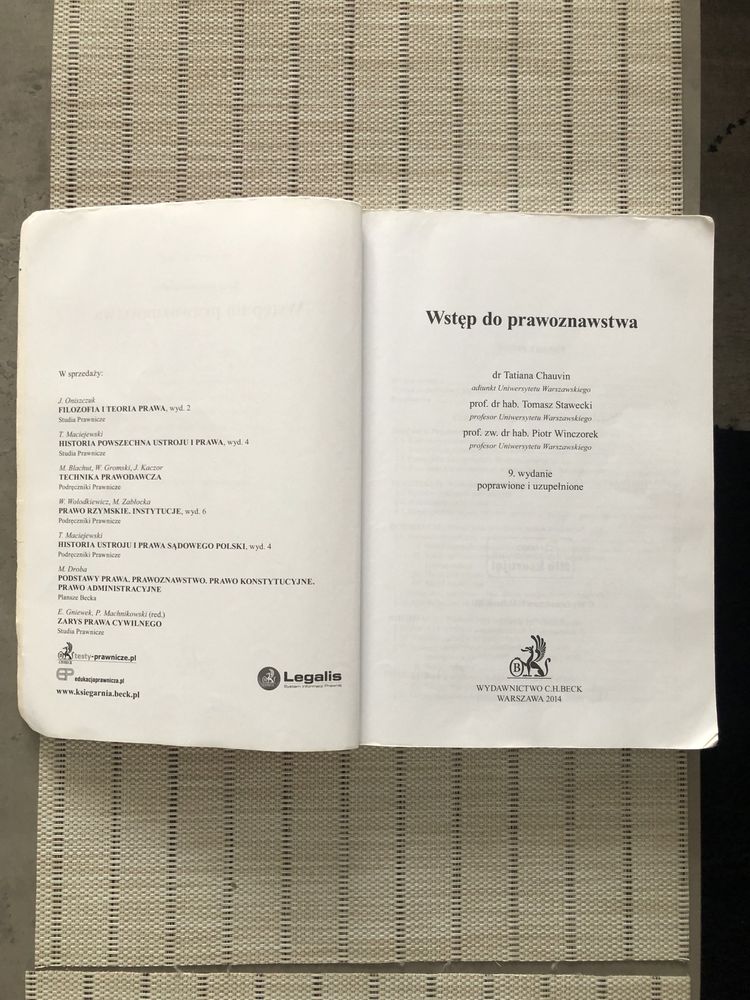 Wstęp do prawoznawstwa, książka