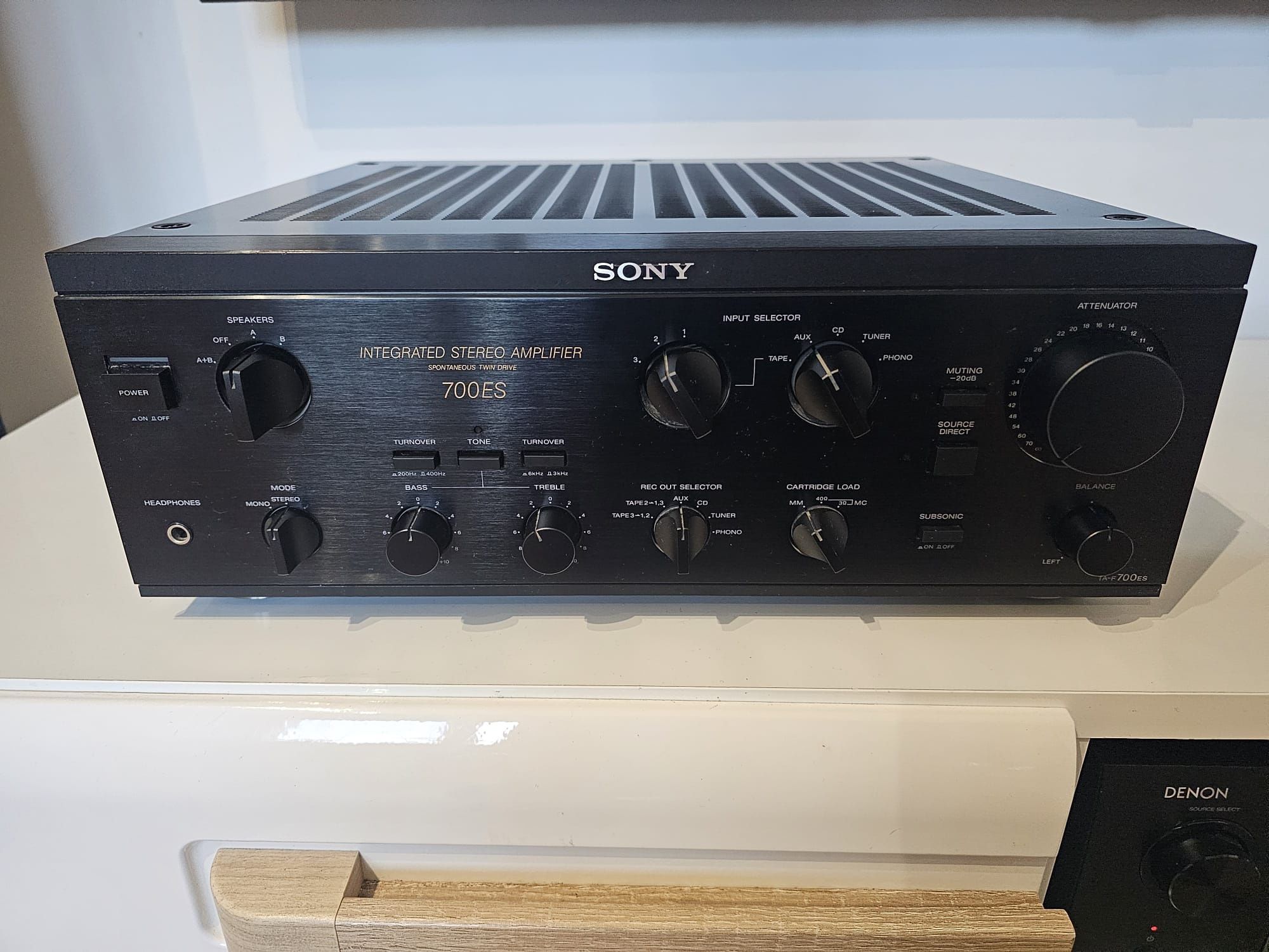 Wzmacniacz Sony TA-F700ES