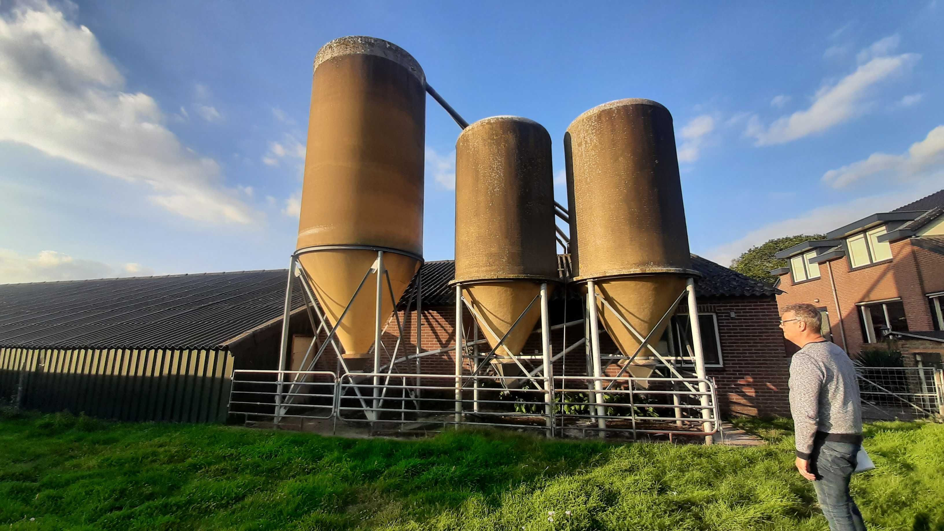 Silos paszowy holenderski - tworzywo, włókno szklane 8 - 12 t