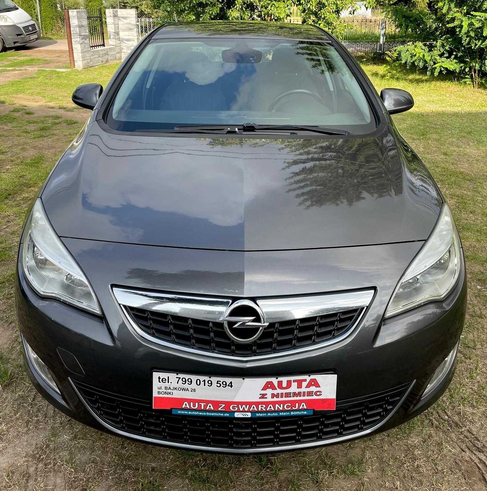 ASTRA OPEL 2011rok Super Stan
