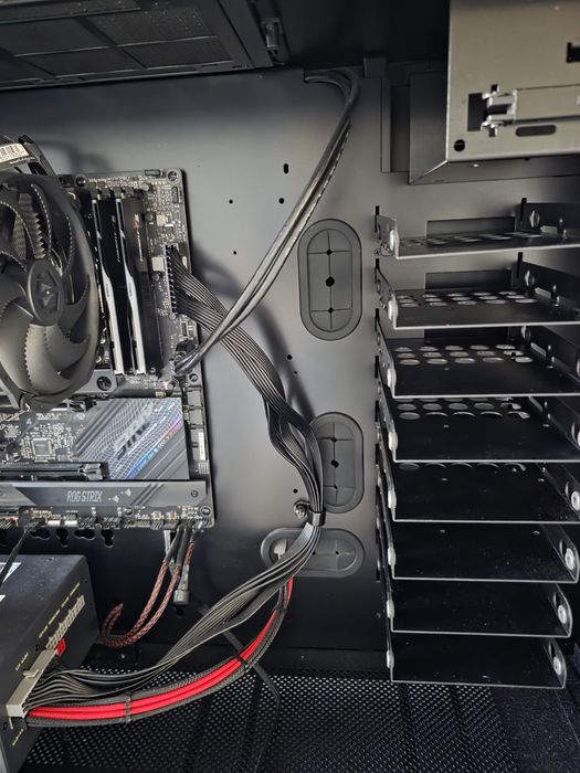 Lian Li PC-V1000  edycja  limitowana.