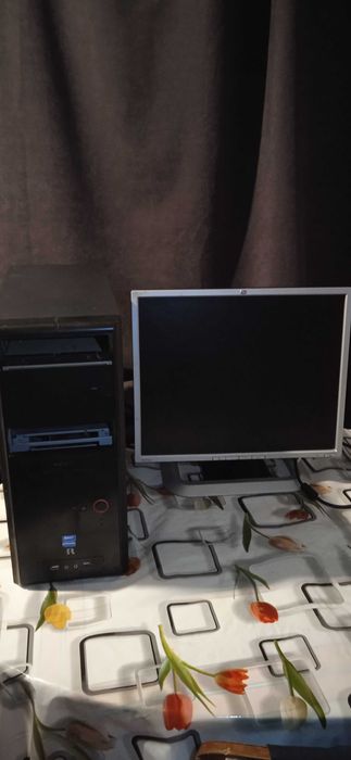 4-х ядерный компьютер для работы,учебы и игр.