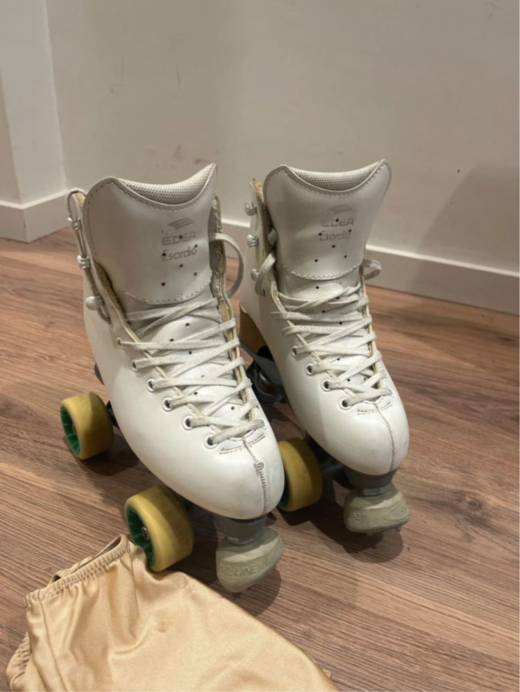 Patins 4 rodas+ Capa patins + Saco