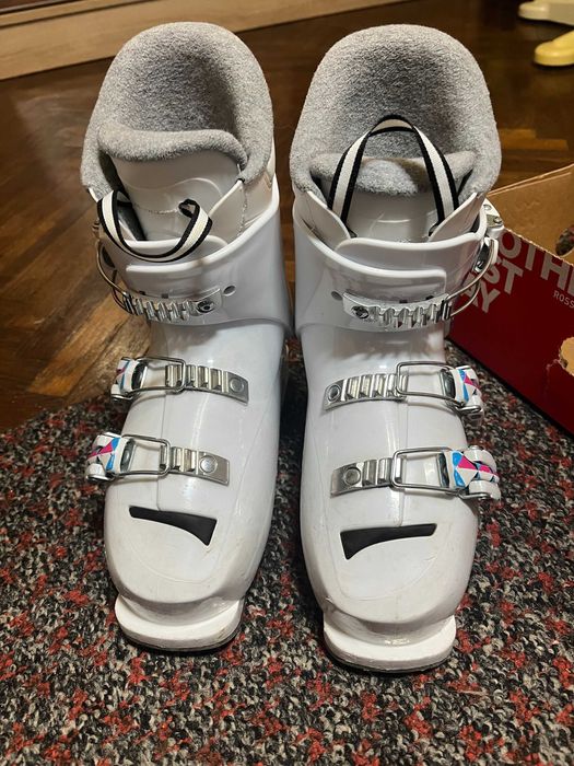 Продам дитячі лижі Salomon і лижні черевика Rossignol Fun Girl J3