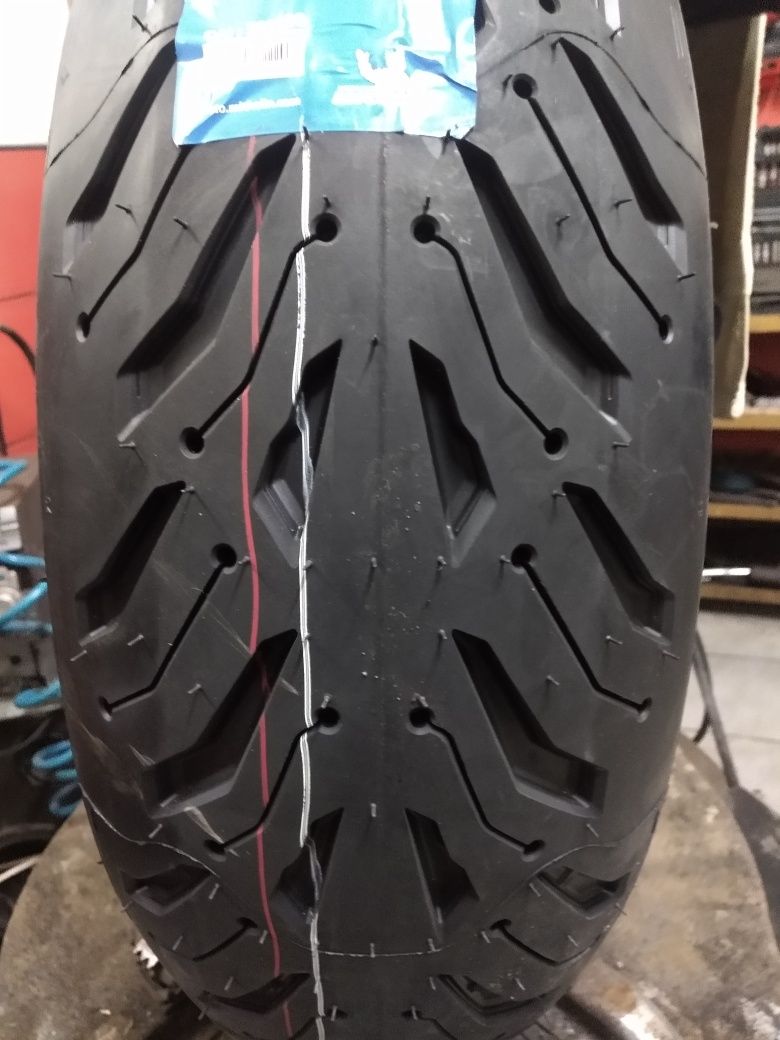 Nowa opona motocyklowa Michelin 180/55R17.