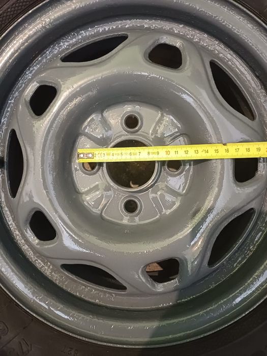 Felgi 14" z oponami  4x100 175/65/r14  komplet 4 szt.Odnowione!