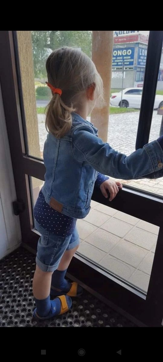 Spodenki krótkie firmy Shill, rozmiar 104