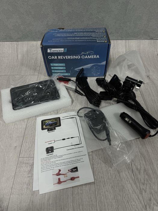 Камера заднього виду Tomola