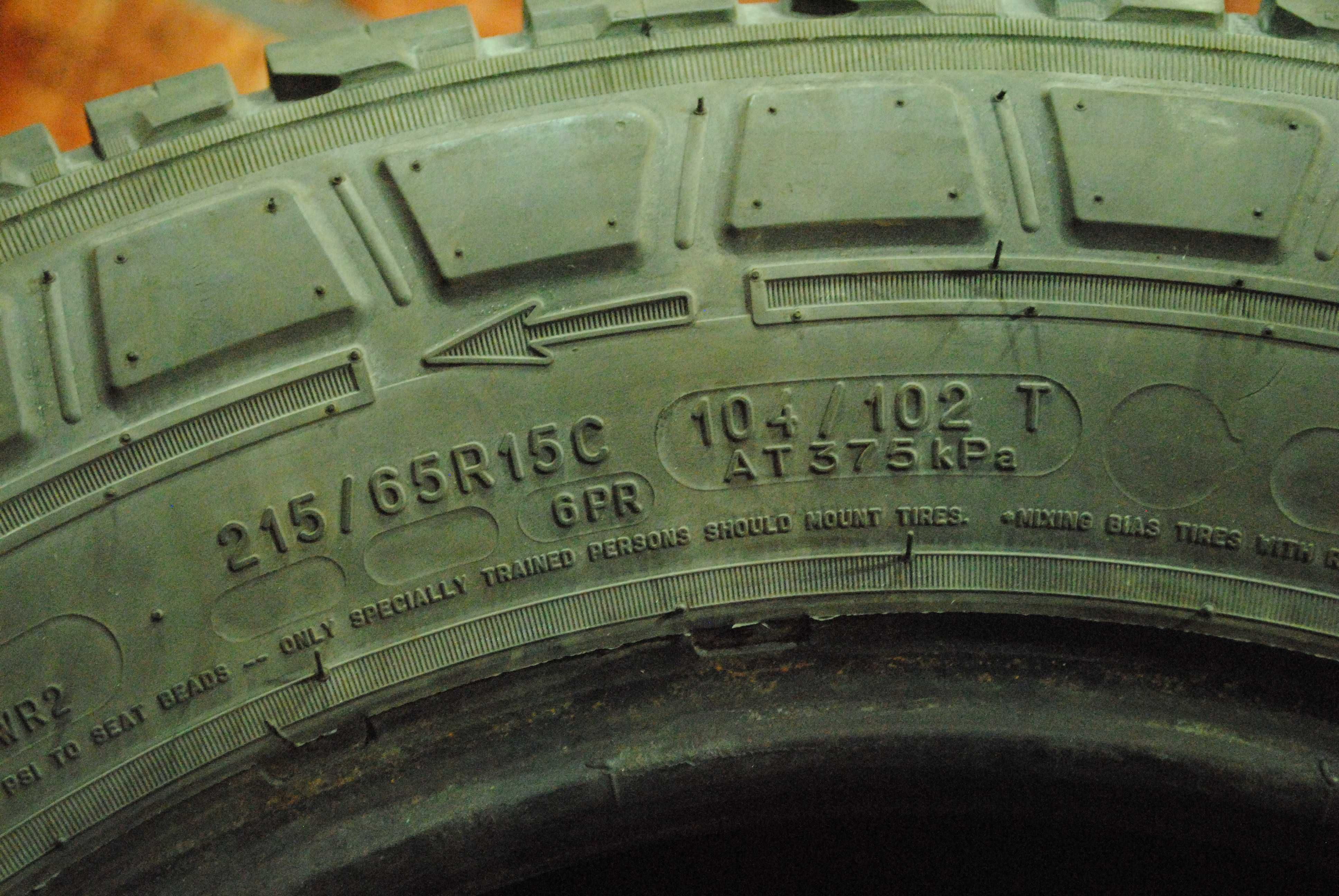 Michelin 215 65 R15C Agilis