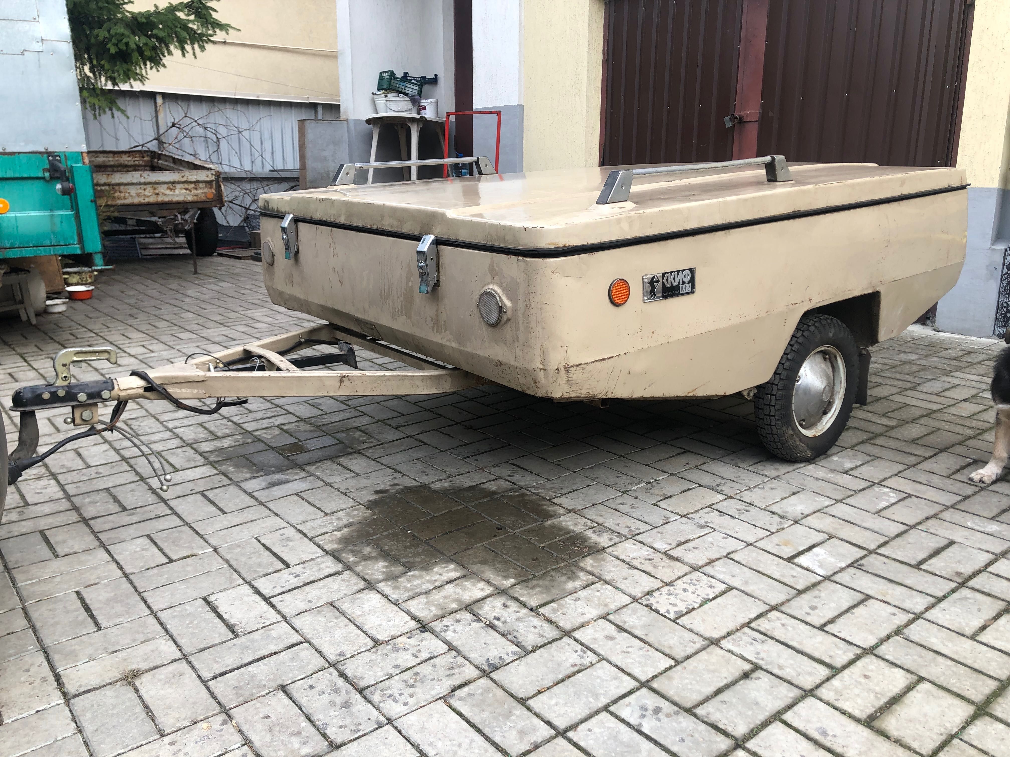Прицеп СКИФ с крышкой