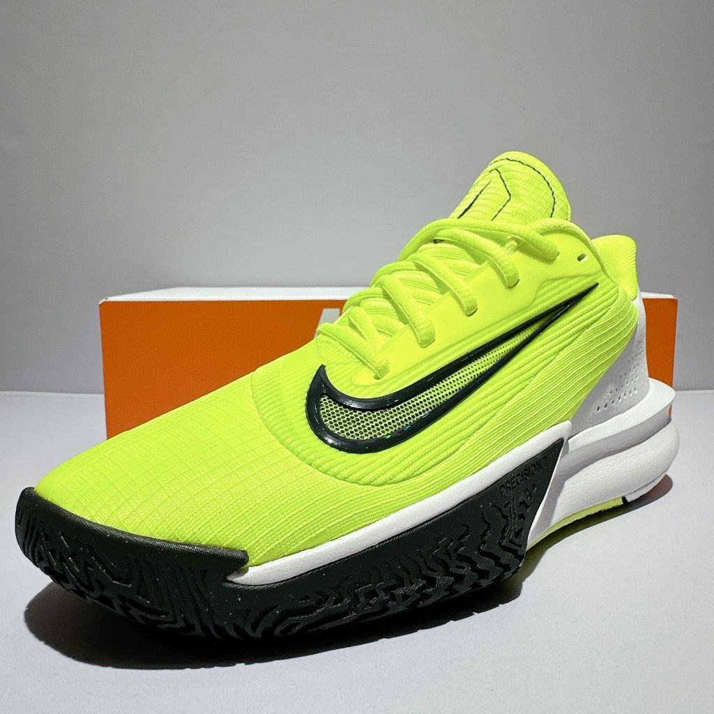 Nike precision 7