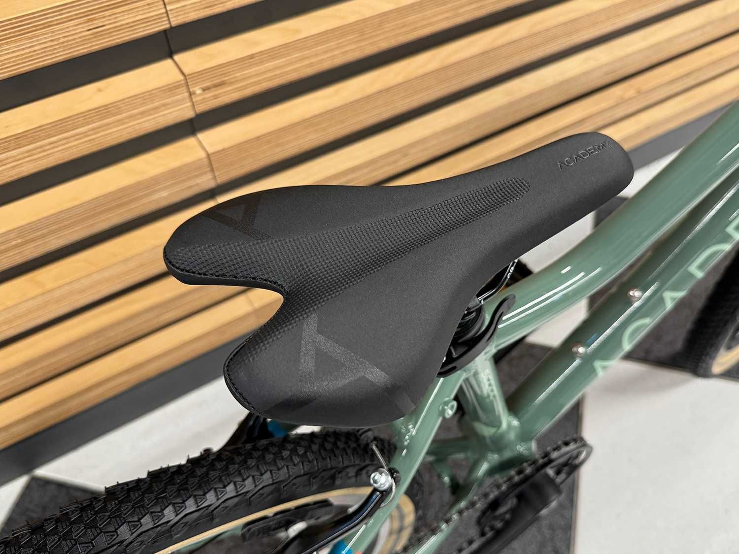 Rower dziecięcy ACADEMY 4 Olive 20" KRAKÓW w ofercie kubikes puky