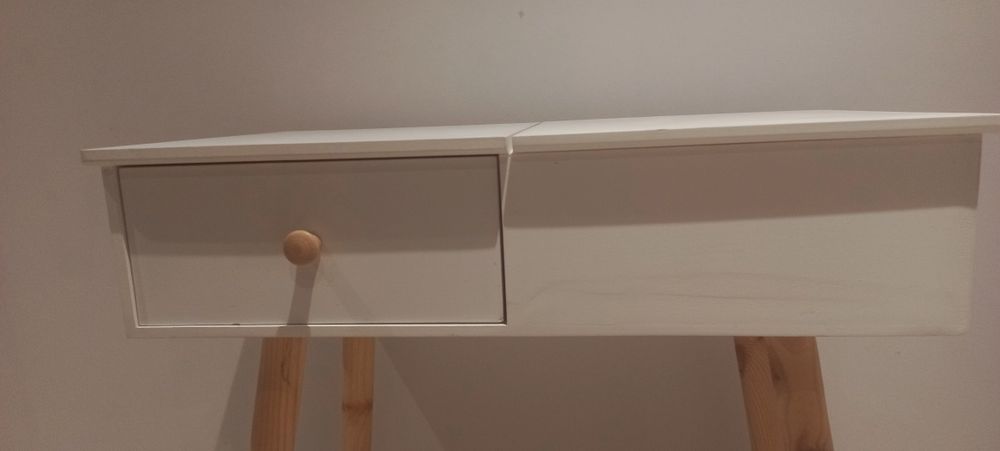 Mala toaletka 100 zl