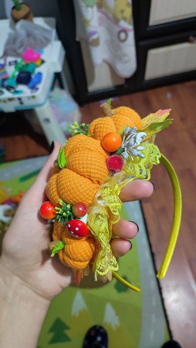 Дитячий обруч з гарбузиками